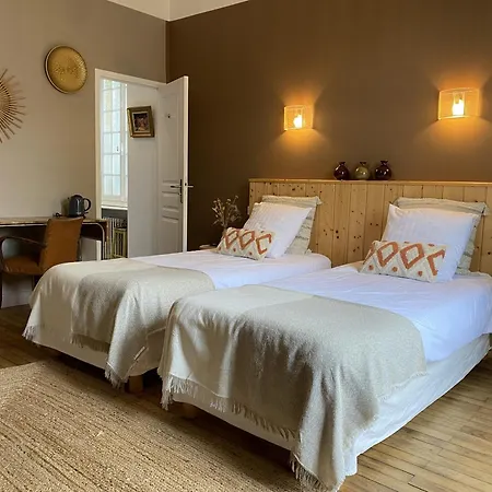 Le 14 St Michel Bed & Breakfast 2*