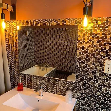 Le 14 St Michel Bed & Breakfast Josselin