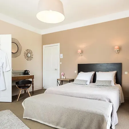 Le 14 St Michel Bed & Breakfast